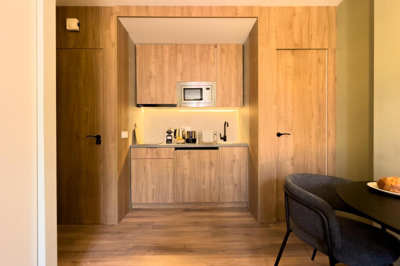 Oasis Suites Downtown Barcelona Zewnętrze zdjęcie